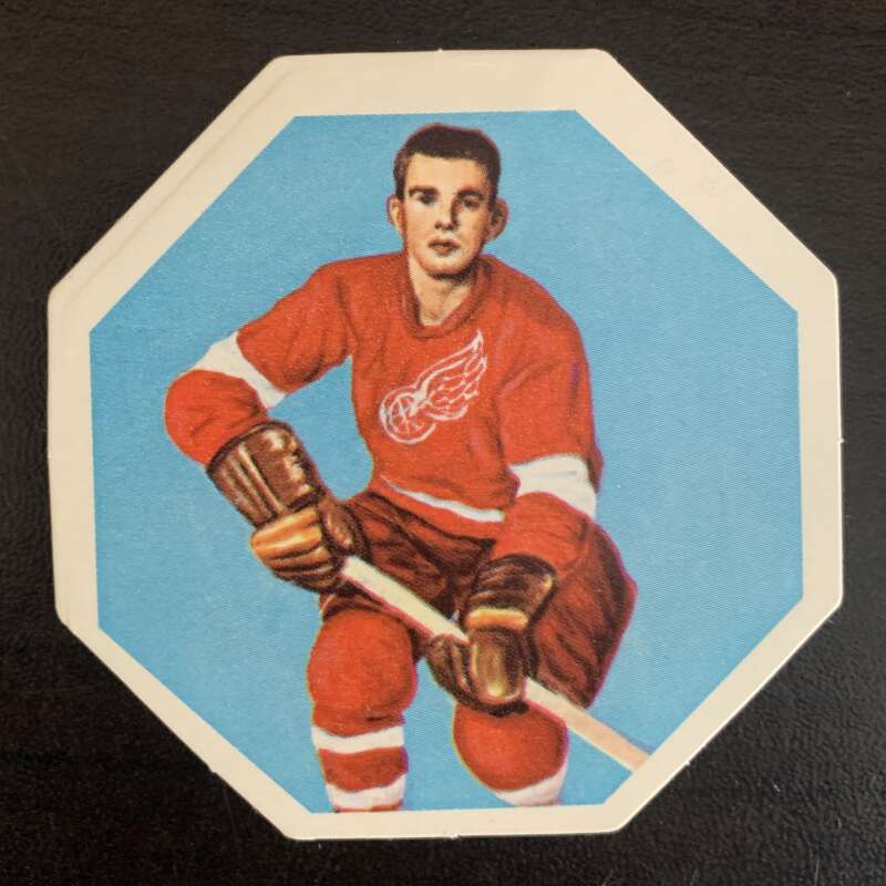 1963-64 York White Backs #52 Ted Hampson Detroit Red Wings V33239