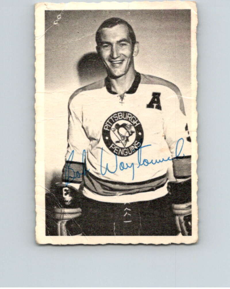 1970-71 O-Pee-Chee Deckle #8 Bob Woytowich V33423