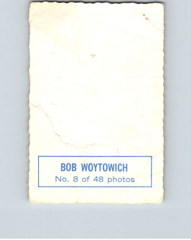 1970-71 O-Pee-Chee Deckle #8 Bob Woytowich V33423