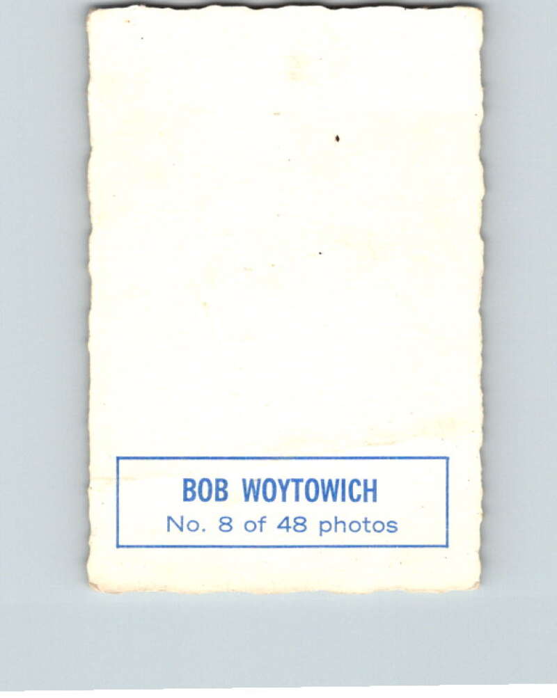 1970-71 O-Pee-Chee Deckle #8 Bob Woytowich V33427