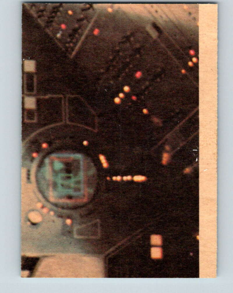 1977 OPC Star Wars #3 The little droid, Artoo-Detoo V33541