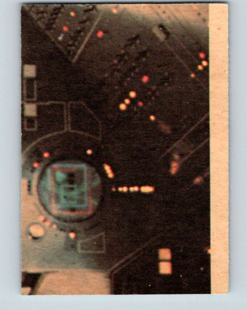 1977 OPC Star Wars #3 The little droid, Artoo-Detoo V33542
