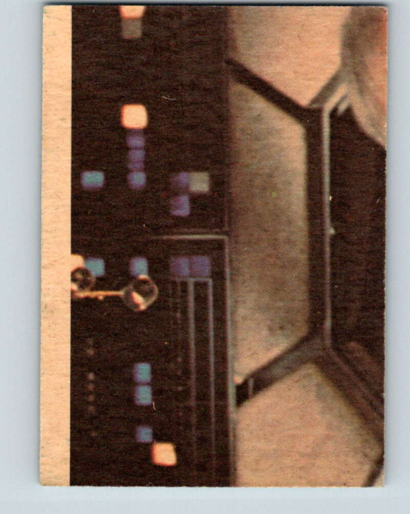 1977 OPC Star Wars #12 The droids are reunited! V33582