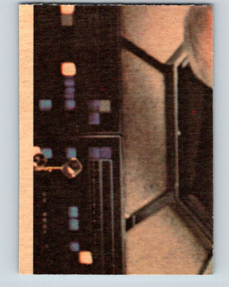 1977 OPC Star Wars #12 The droids are reunited! V33583