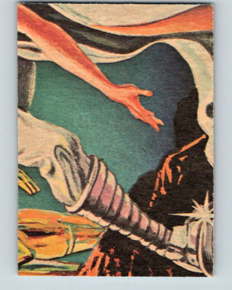 1977 OPC Star Wars #25 Luke rushes to save his loved ones V33655