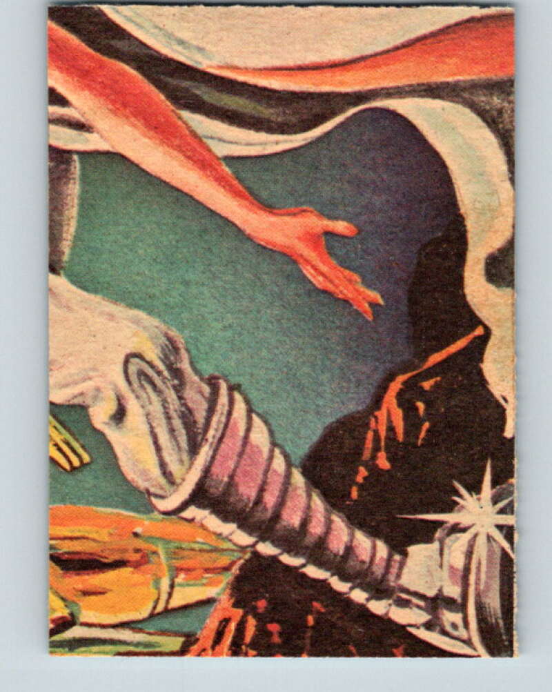 1977 OPC Star Wars #25 Luke rushes to save his loved ones V33656