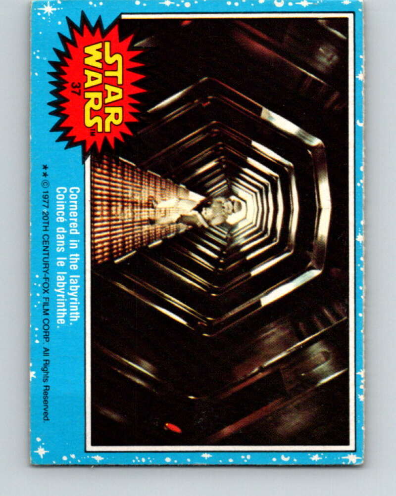 1977 OPC Star Wars #37 Cornered in the labyrinth V33730