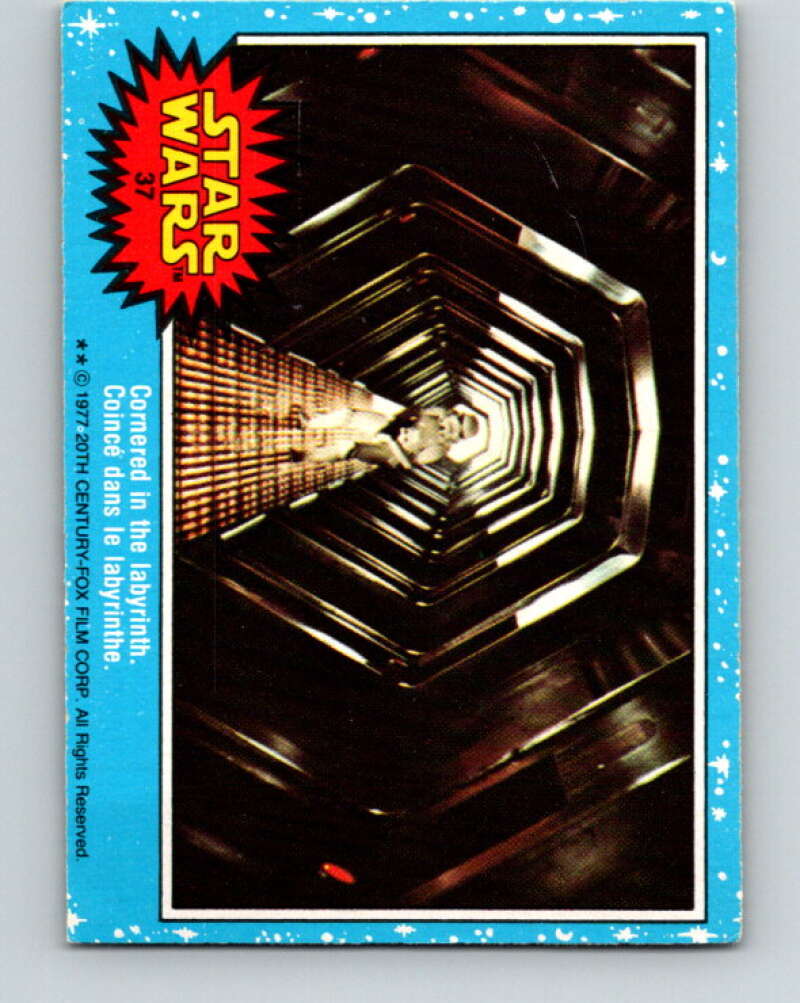 1977 OPC Star Wars #37 Cornered in the labyrinth V33732