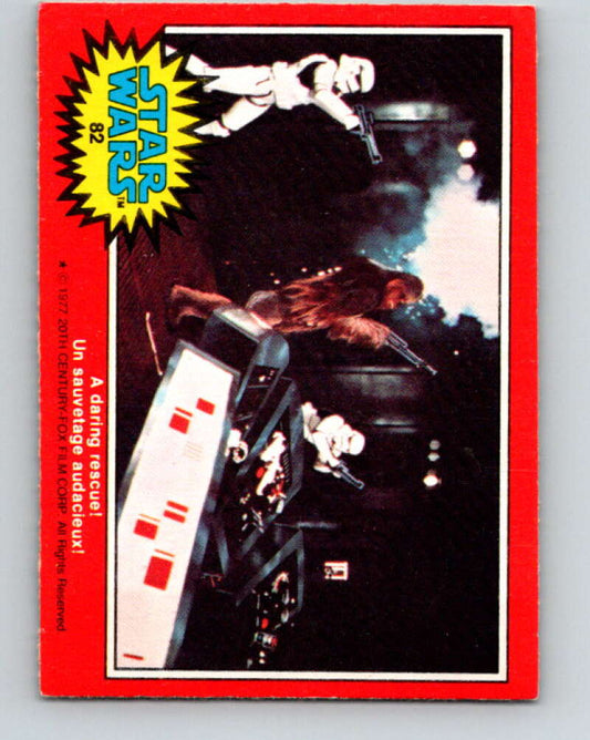 1977 OPC Star Wars #82 A daring rescue!   V34036