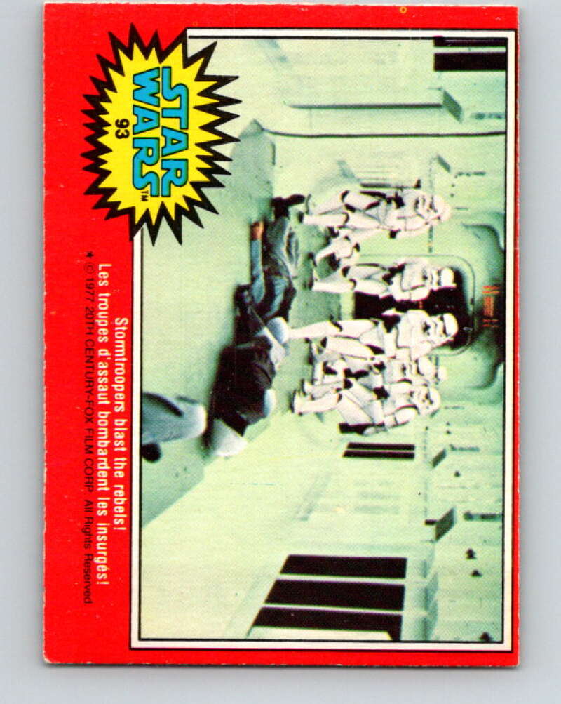 1977 OPC Star Wars #93 Stormtroopers blast the rebels! V34140