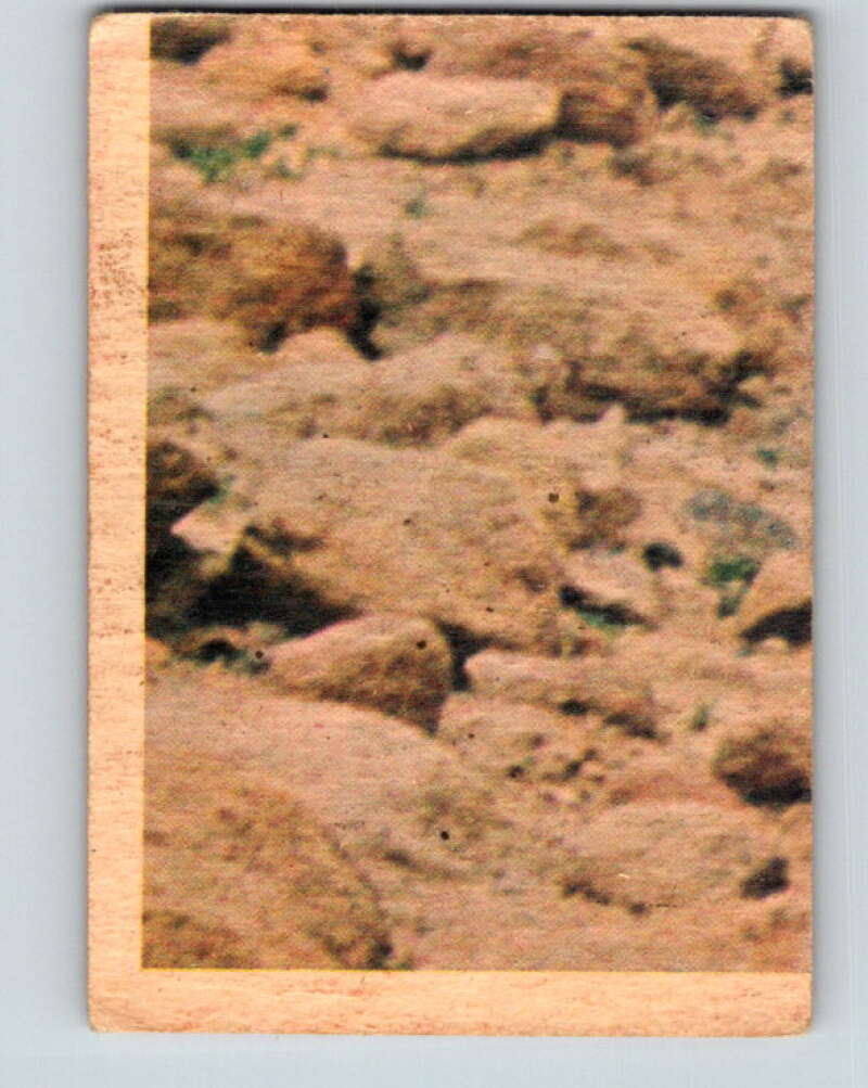 1977 OPC Star Wars #99 Ben with the light sabre! V34182