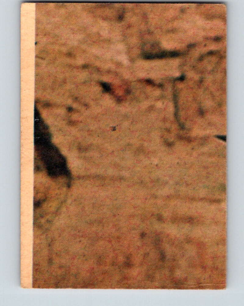 1977 OPC Star Wars #115 Hiding in the Millennium Falcon! V34298