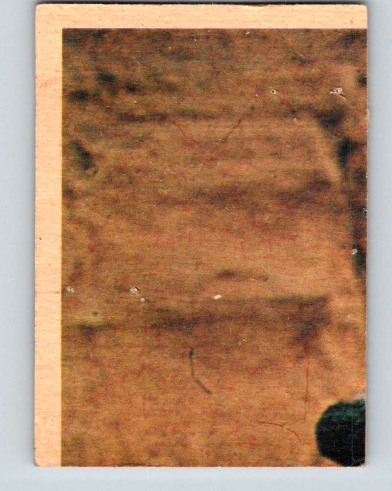 1977 OPC Star Wars #123 Solo blasts a stormtrooper! V34370