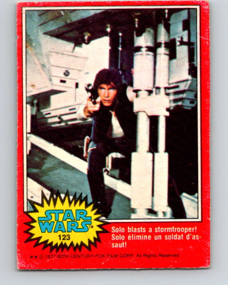 1977 OPC Star Wars #123 Solo blasts a stormtrooper! V34372