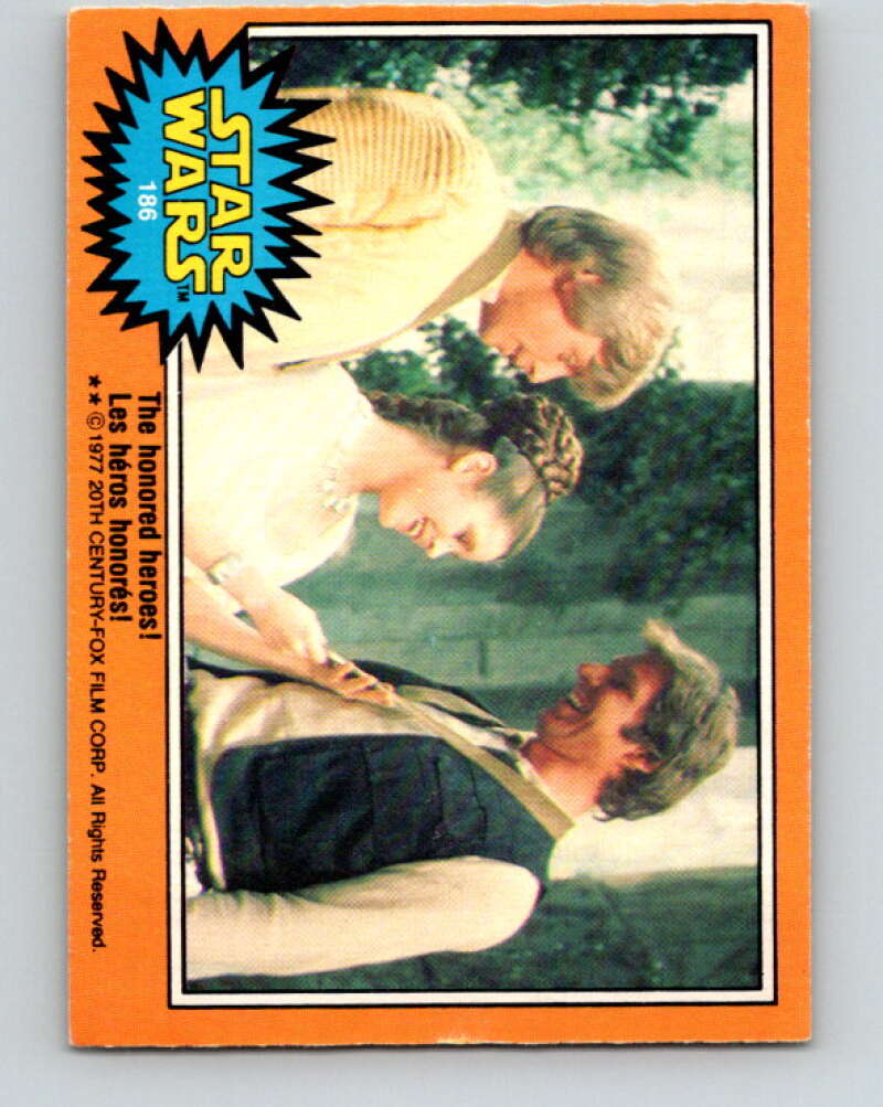 1977 OPC Star Wars #186 The honored heroes! V34509