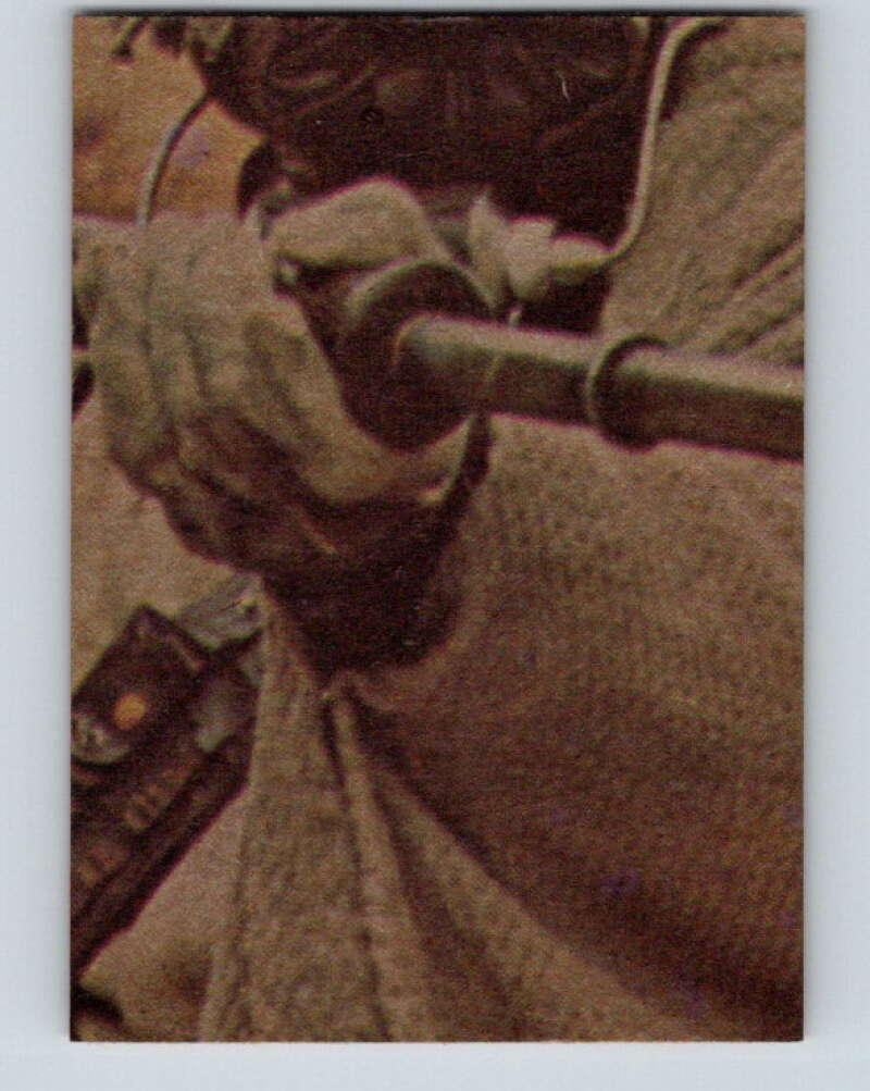 1977 Topps Star Wars #128 Roar of the Wookie! V34616