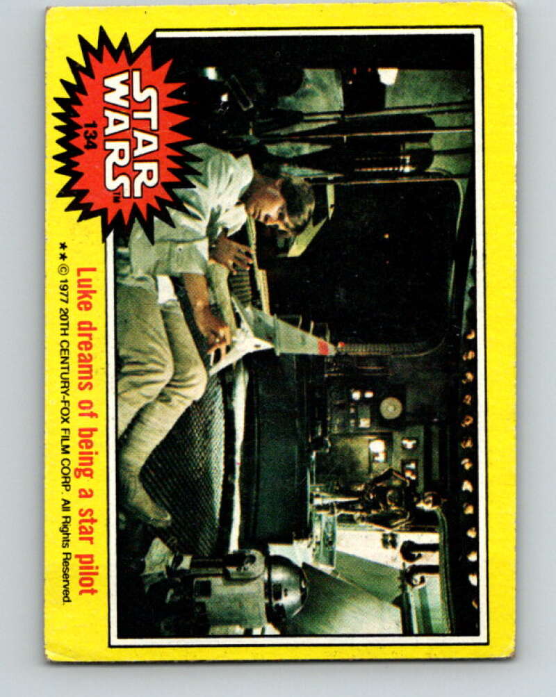 1977 Topps Star Wars #134 Luke dreams of being a star pilot V34619