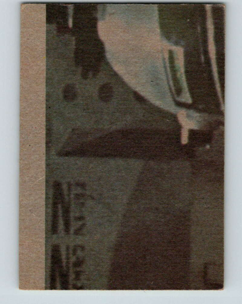1977 Topps Star Wars #150 Shoot-out at the chasm! V34634