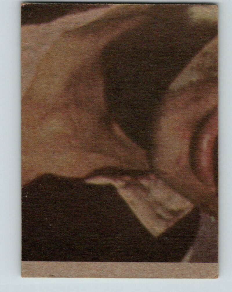 1977 Topps Star Wars #175 A closer look at a "Jawa" V34662