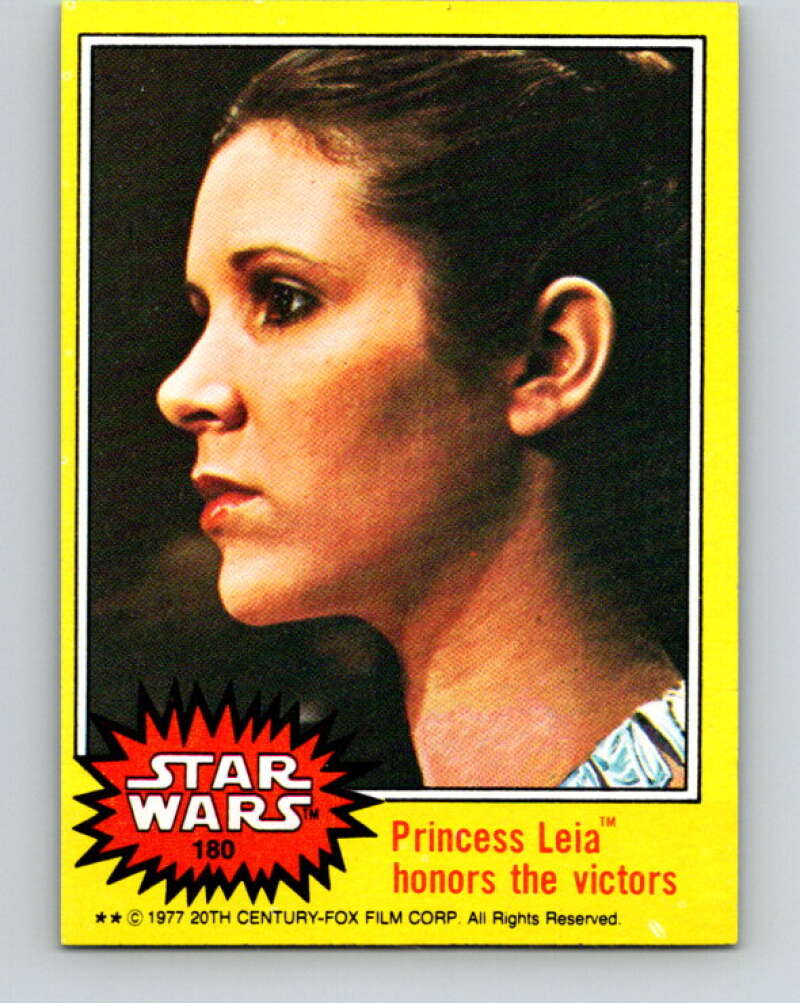 1977 Topps Star Wars #180 Princess Leia honors the victors V34667