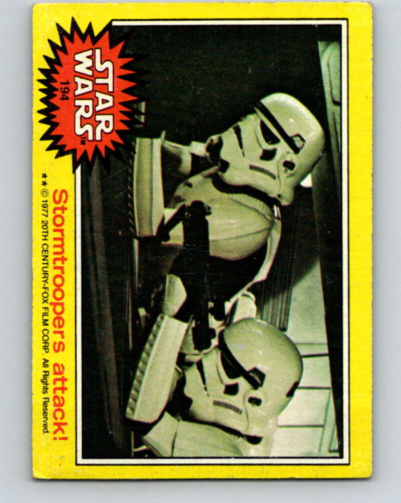 1977 Topps Star Wars #194 Stormtroopers attack! V34680