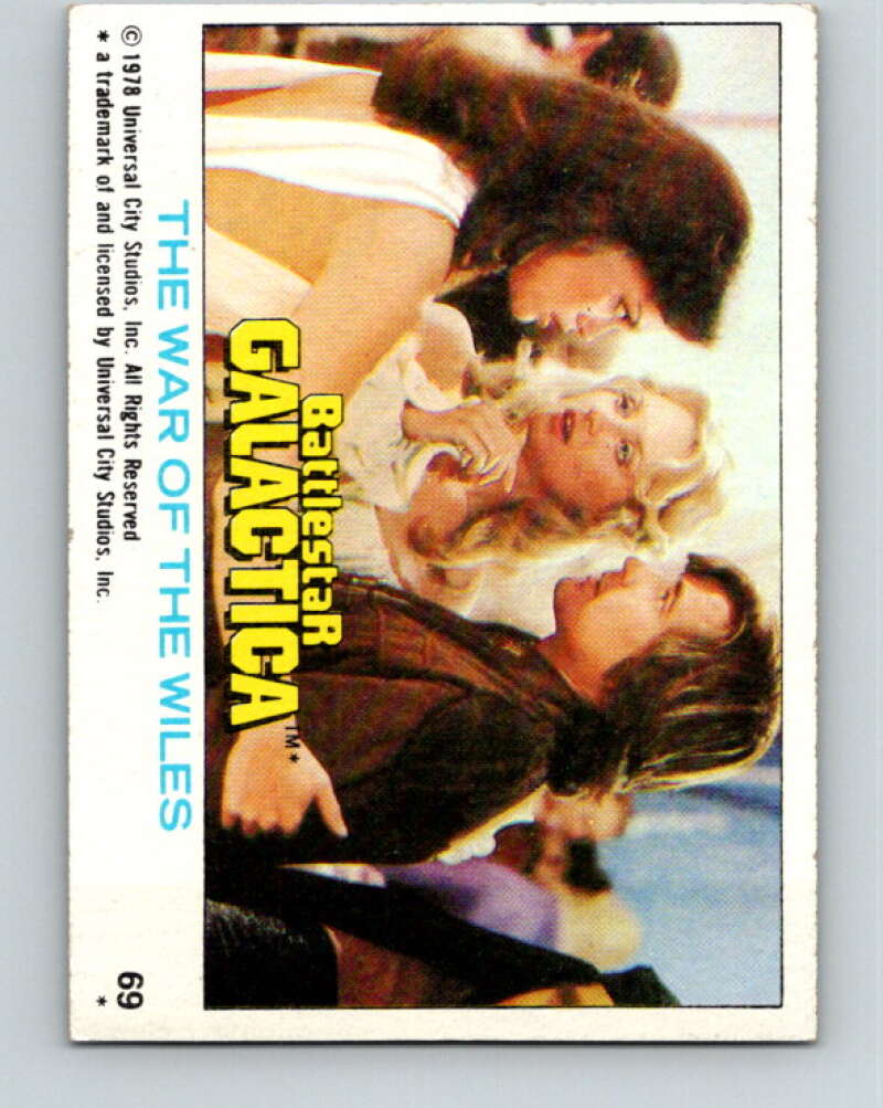 1978 Topps Battlestar Galactica #69 The War of the Wiles V35338