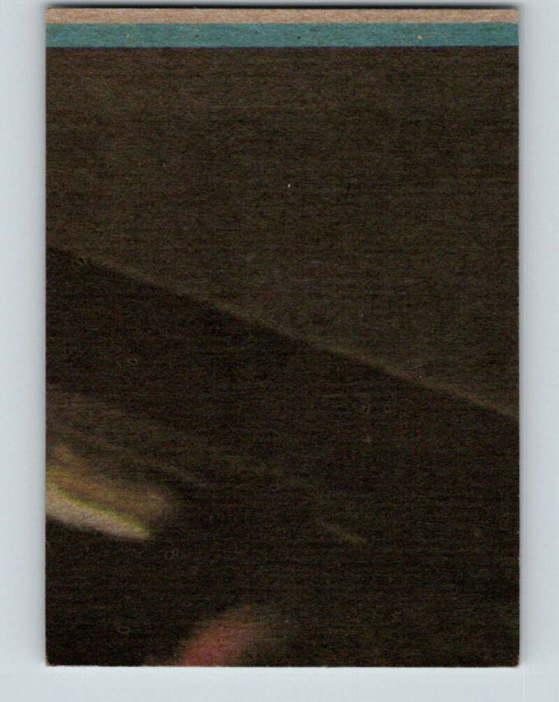 1978 Topps Battlestar Galactica #102 Fantastic Weapons of the Cylons V35409
