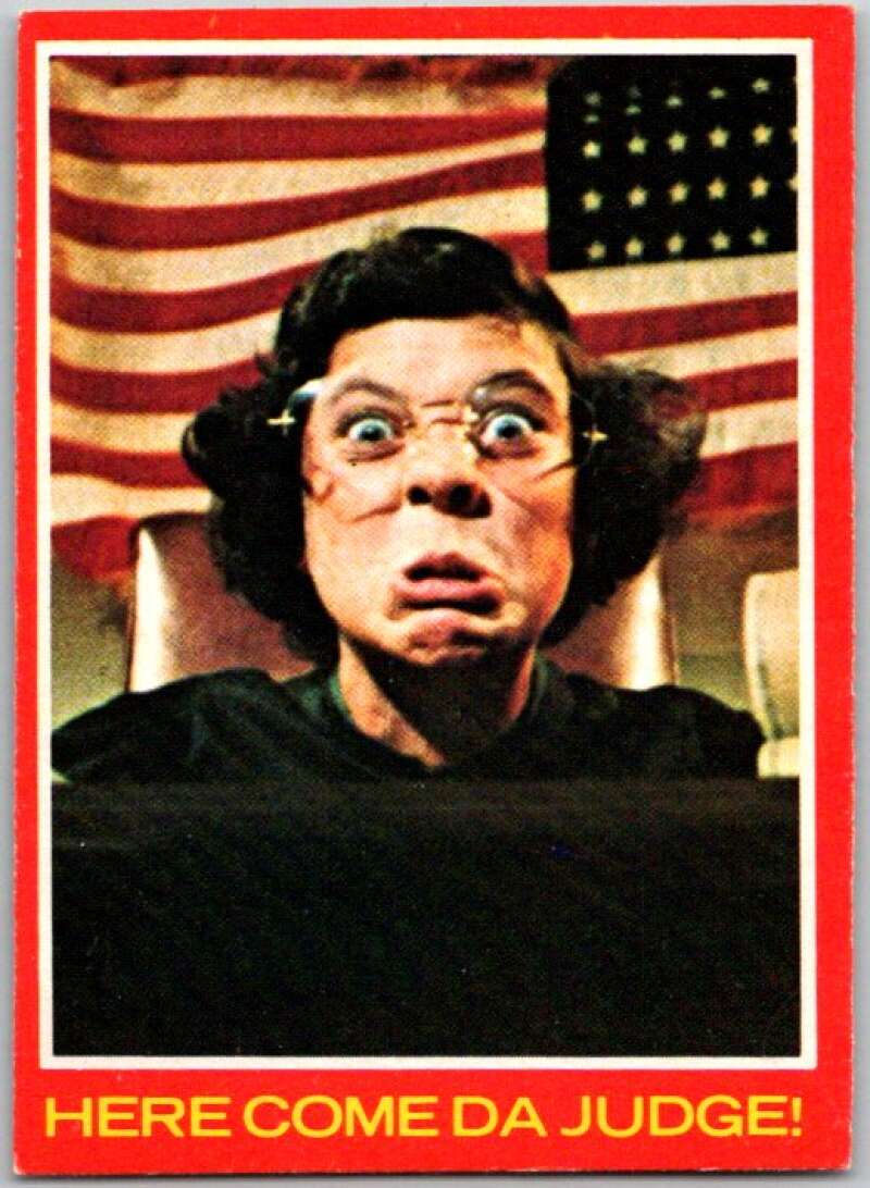 1976 O-Pee-Chee Happy Days #12 Here come da judge V35720