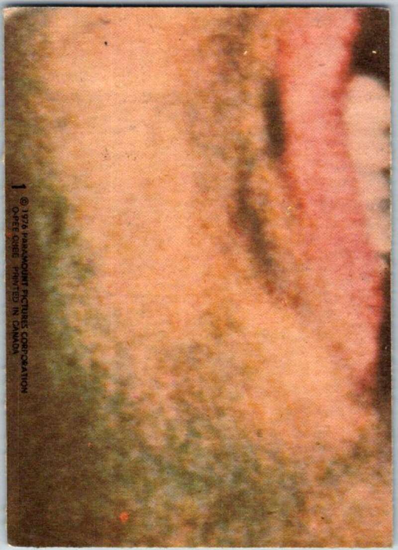 1976 Topps Happy Days #1 A Chick Is Like a Phone Easy to Pick Up V35797