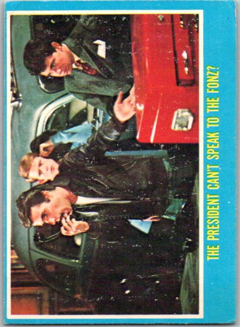 1976 Topps Happy Days #4 The President Can't Speak to the Fonz V35810