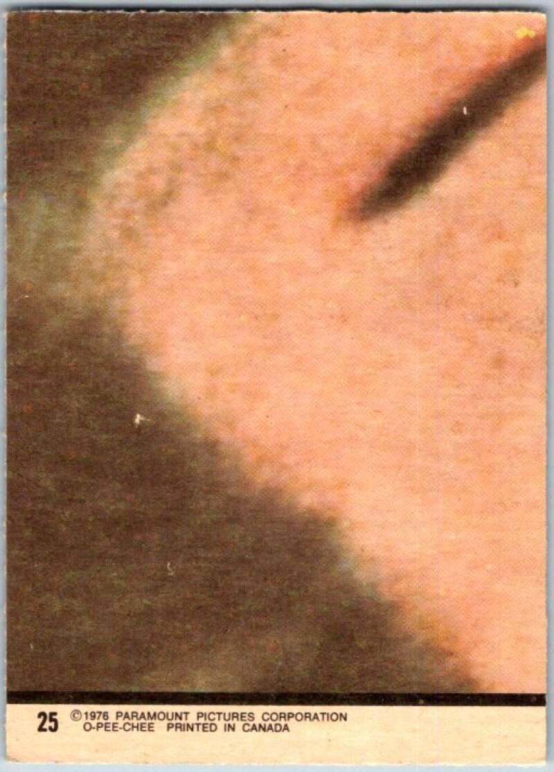 1976 Topps Happy Days #25 Ice Cream at Arnold's Is Not a Hot Date V35880