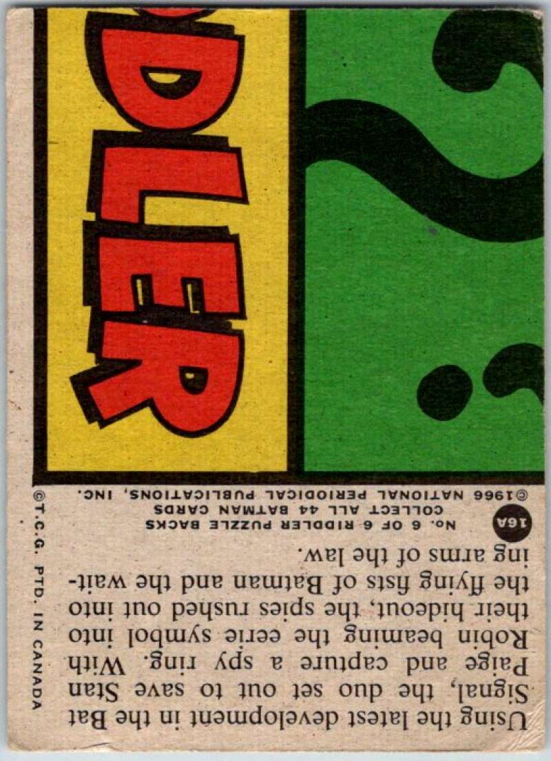 1966 Topps Batman Series Red Bat #16 Portable Bat Signals V36297
