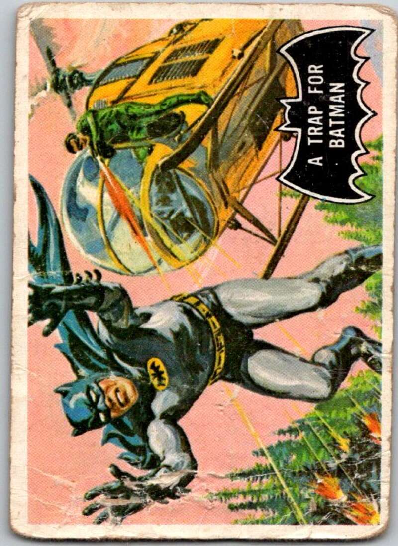 1966 Topps Batman Black Bat #37 A trap for Batman V36478
