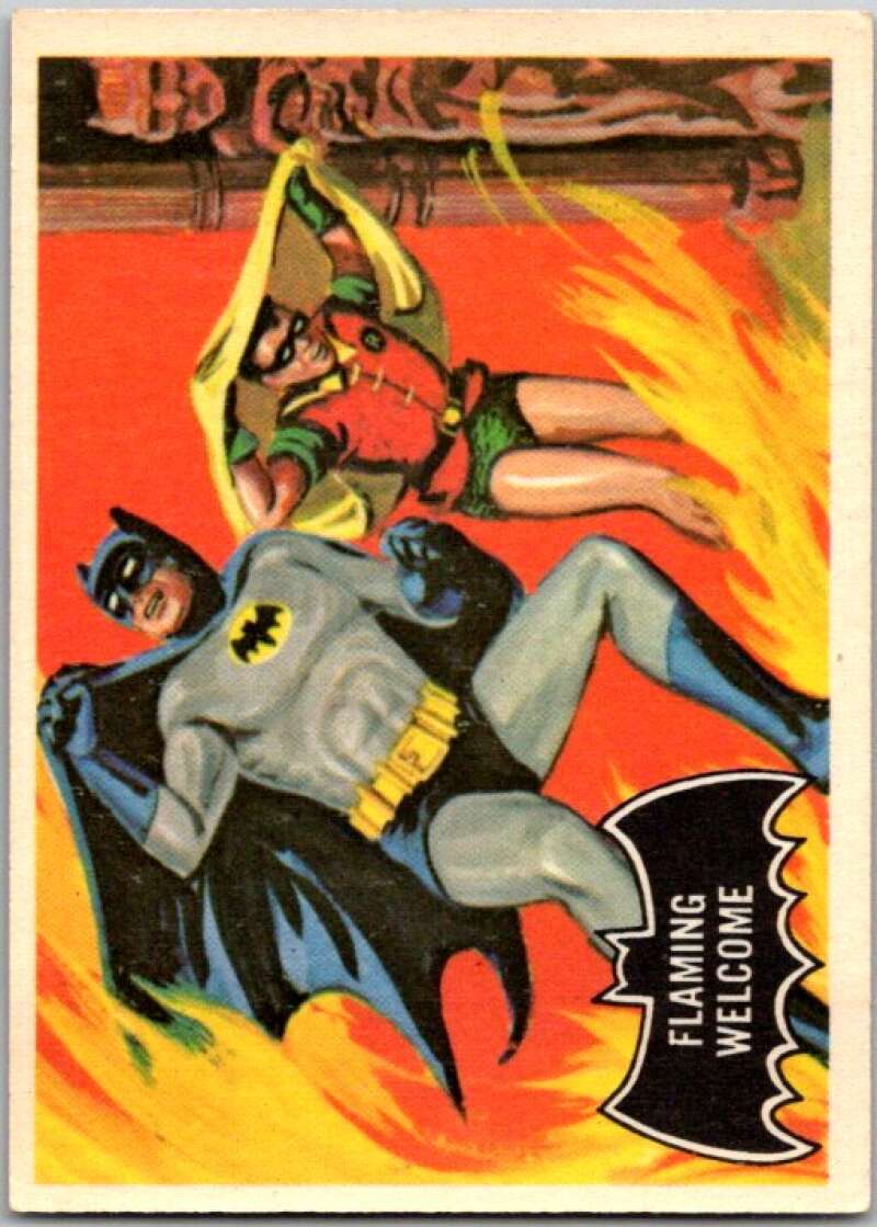 1966 Topps Batman Black Bat #51 Flaming Welcome V36504