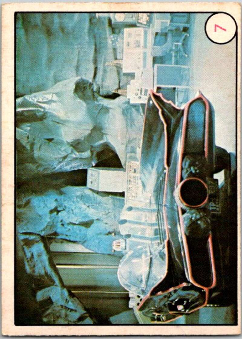 1966 Topps Batman Laffs #7 Batmobile V36249