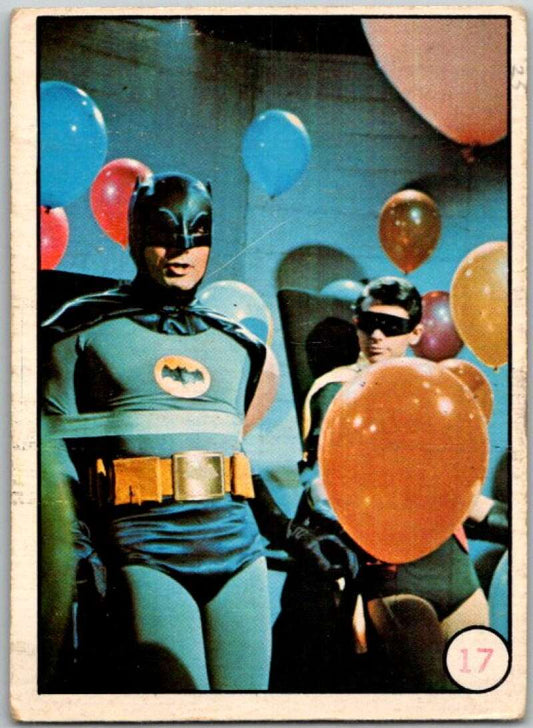 1966 Topps Batman Laffs #17 Batman and Robin   V36250
