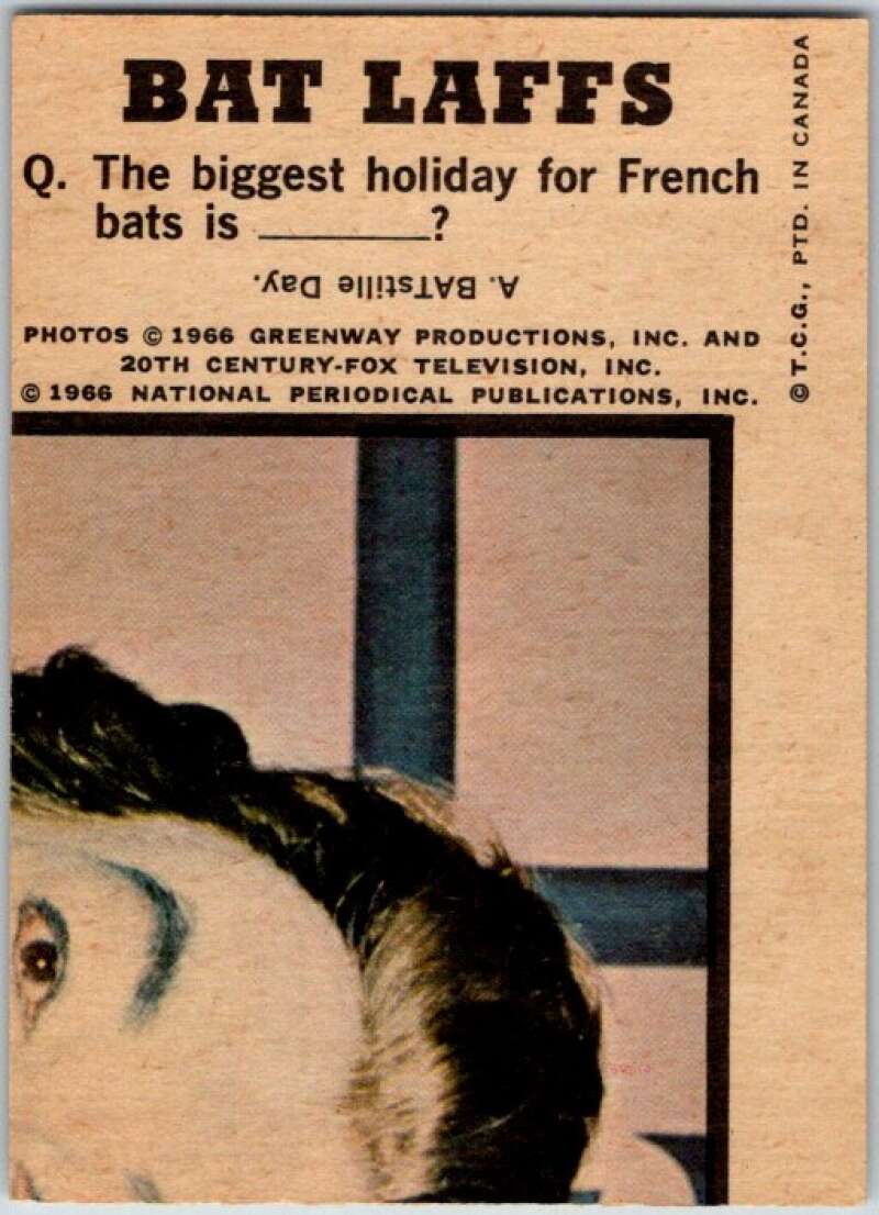 1966 Topps Batman Laffs #37 Aunt Harriett V36259