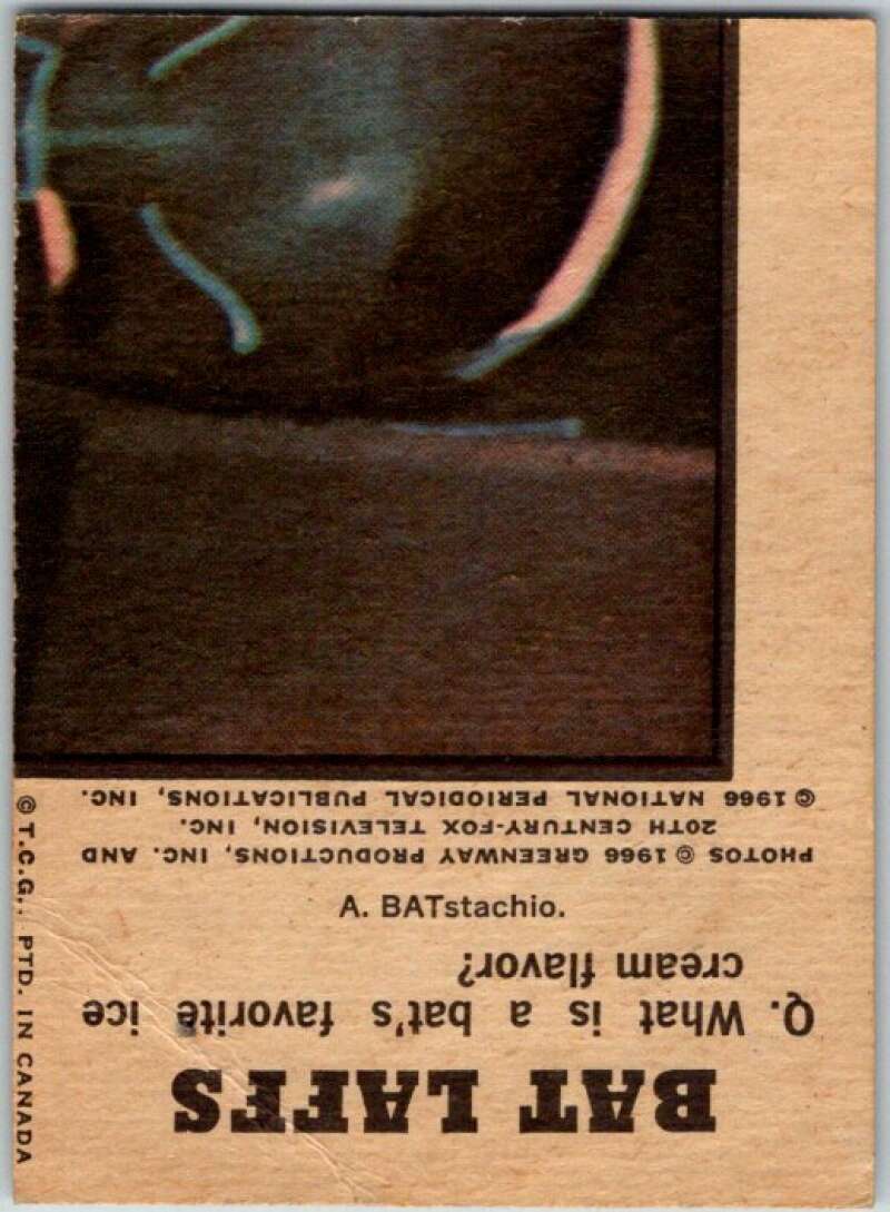 1966 Topps Batman Laffs #39 The Penguin V36261