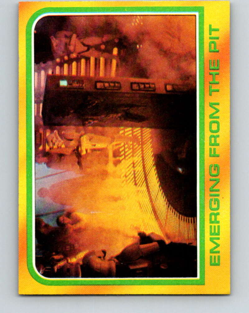 1980 Topps The Empire Strikes Back #305 Emerging from the Pit V43817