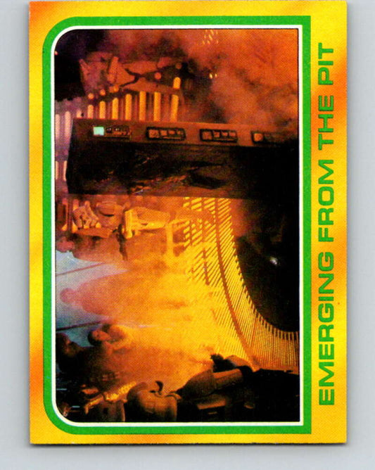 1980 Topps The Empire Strikes Back #305 Emerging from the Pit   V43818