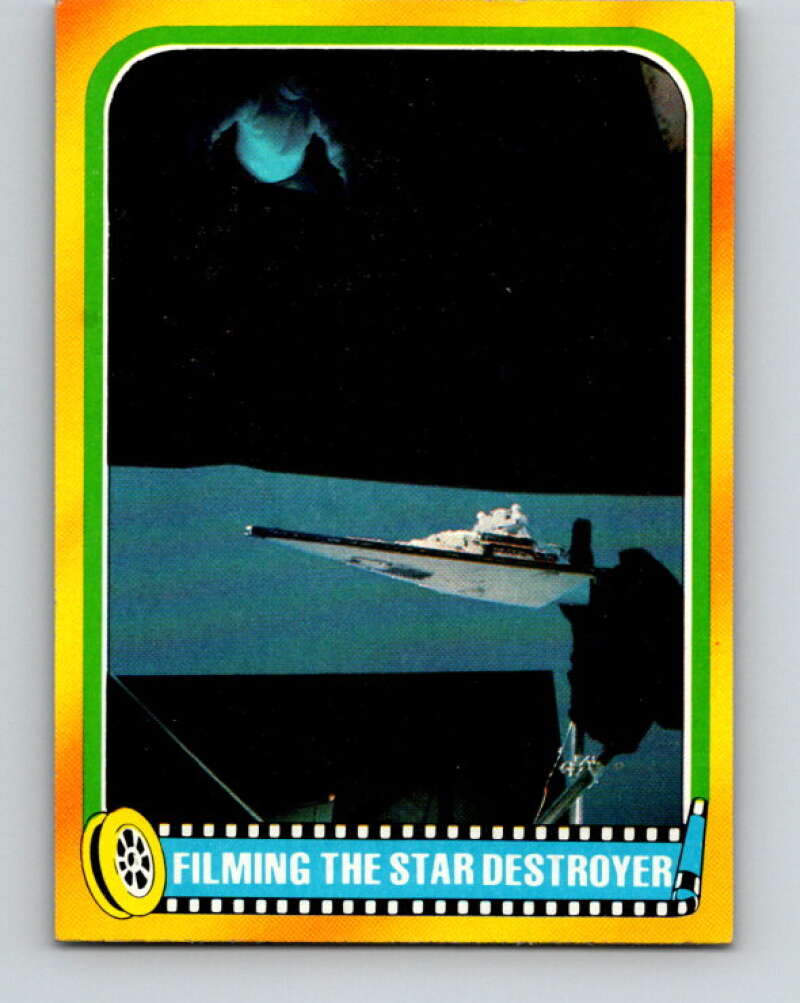 1980 Topps The Empire Strikes Back #348 Filming the Star Destroyer V44045