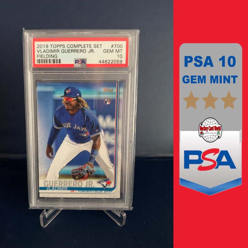 2019 Topps #700 Vladimir Guerrero Jr. Fielding Rookie RC PSA 10 Gem Mint - #22059
