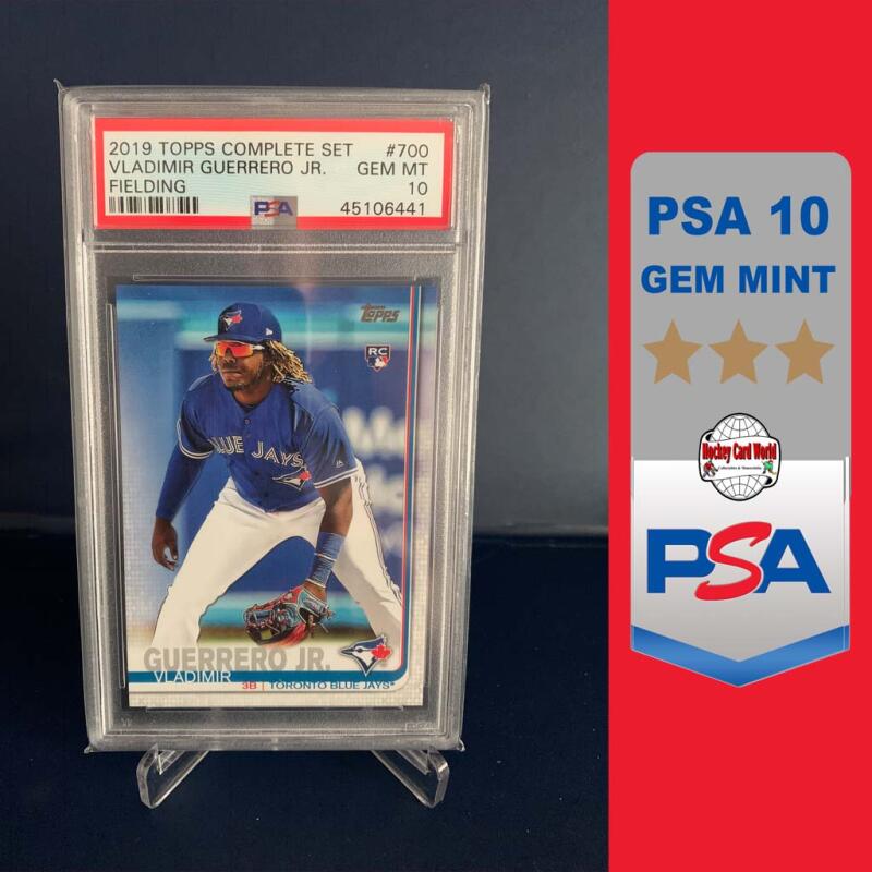 2019 Topps #700 Vladimir Guerrero Jr. Fielding Rookie RC PSA 10 Gem Mint - #06441