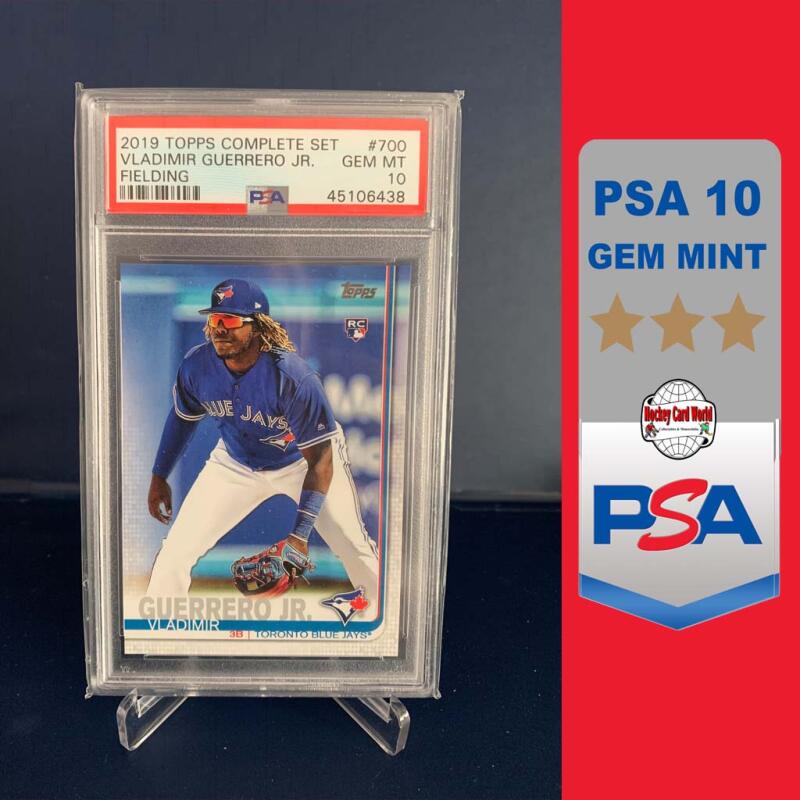 2019 Topps #700 Vladimir Guerrero Jr. Fielding Rookie RC PSA 10 Gem Mint - #06438