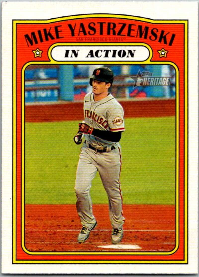 2021 Topps Heritage #136 Mike Yastrzemski In Action Giants V45193
