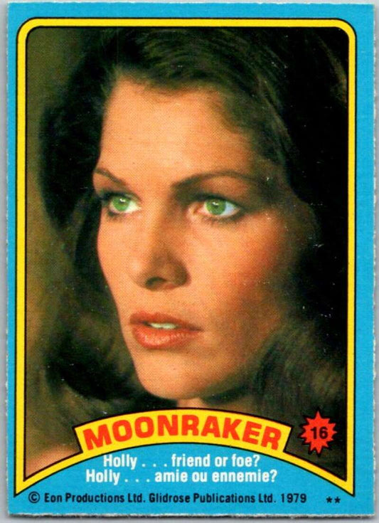 1979 Topps James Bond Moonraker #16 Holly friend or foe   V45658