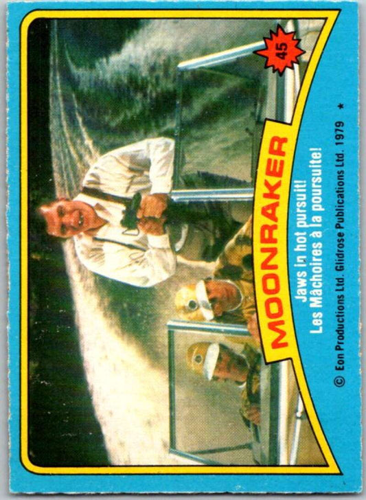 1979 Topps James Bond Moonraker #45 Jaws in hot pursuit   V45680
