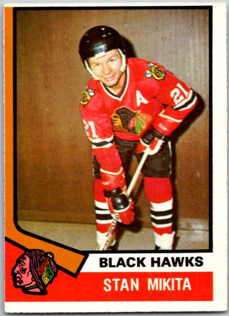 1974-75 O-Pee-Chee #20 Stan Mikita Chicago Blackhawks V46141