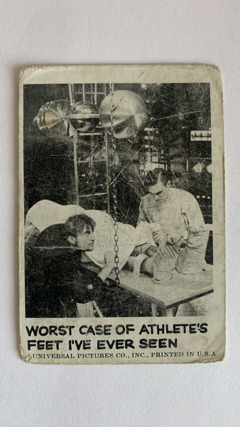 1961 Leaf Spook Stories #40 Worst case of athlete's feet I've ever seen V47005