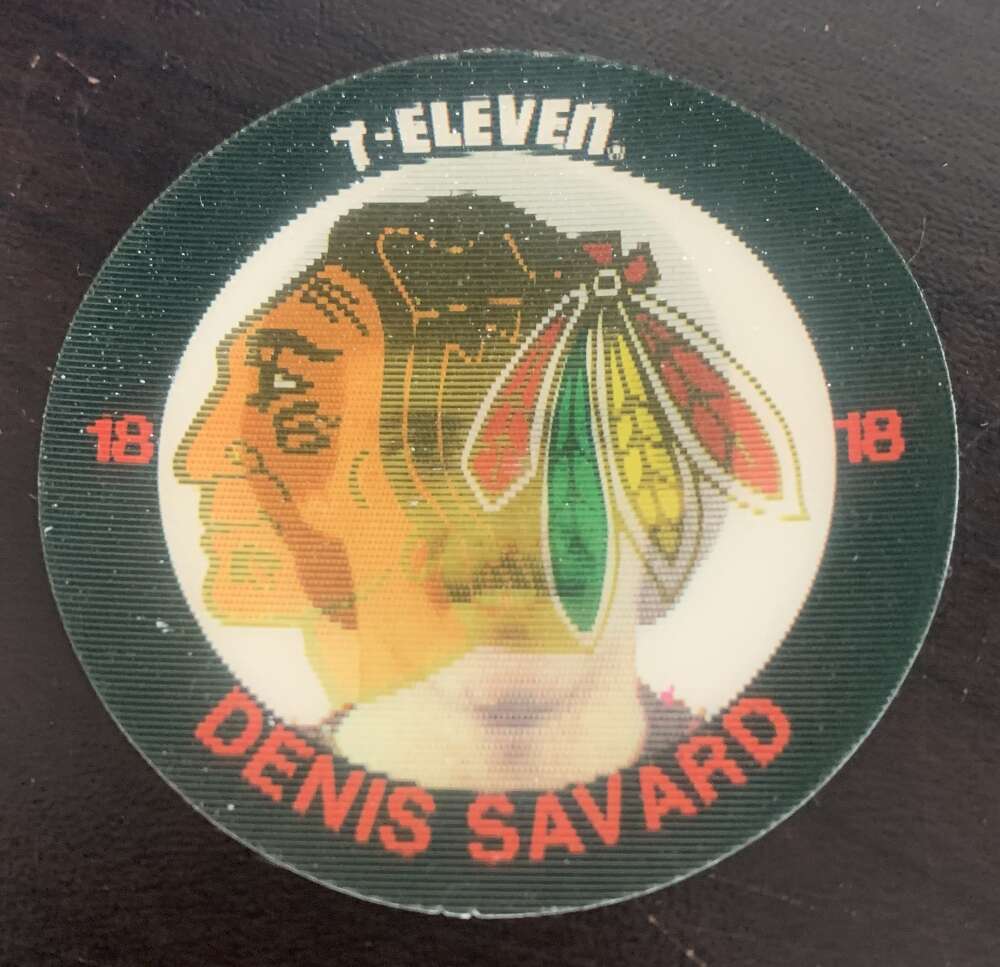 1984-85 7-Eleven Hockey Disc Denis Savard Blackhawks V51529 Image 1